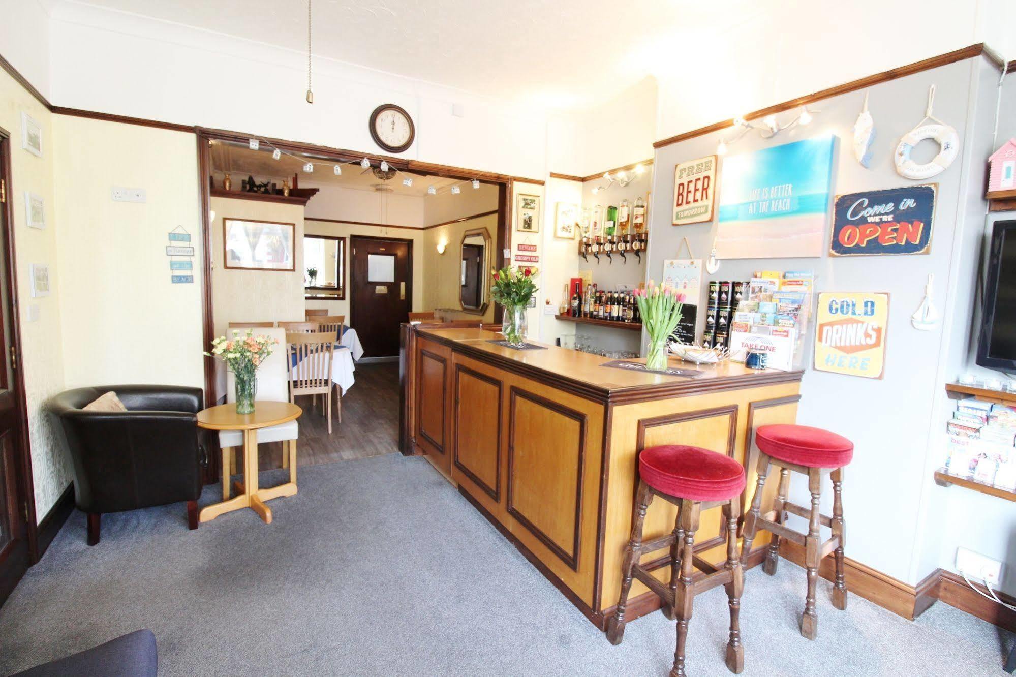 大雅茅斯 马璐斯旅馆酒店 外观 照片